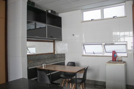 Apartamento à venda com 372m², 5 quartos e 2 vagasCozinha