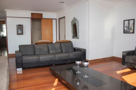 Apartamento à venda com 372m², 5 quartos e 2 vagasSala1