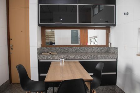 Apartamento à venda com 372m², 5 quartos e 2 vagasCozinha