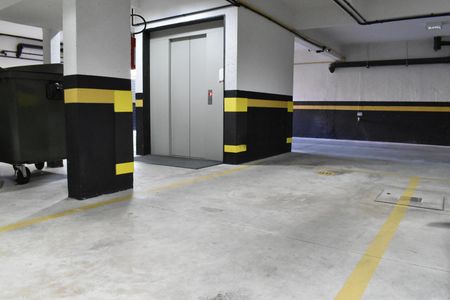 Apartamento para alugar com 45m², 1 quarto e 1 vaga Apartamento para alugar com 45m², 1 quarto e 1 vagaGaragem