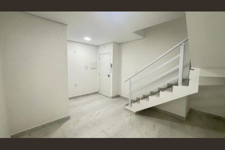 Apartamento à venda com 109m², 2 quartos e 1 vaga Apartamento à venda com 109m², 2 quartos e 1 vagaSala