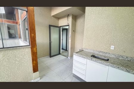 Apartamento à venda com 109m², 2 quartos e 1 vaga Apartamento à venda com 109m², 2 quartos e 1 vagaCozinha