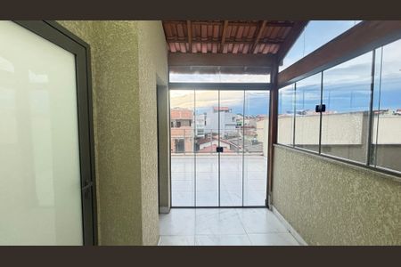 Apartamento à venda com 109m², 2 quartos e 1 vaga Apartamento à venda com 109m², 2 quartos e 1 vagaCobertura