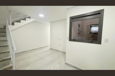 Apartamento à venda com 109m², 2 quartos e 1 vaga Apartamento à venda com 109m², 2 quartos e 1 vagaSala