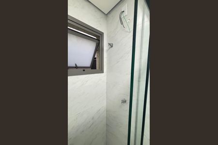 Apartamento à venda com 109m², 2 quartos e 1 vaga Apartamento à venda com 109m², 2 quartos e 1 vagaBanheiro