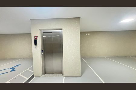 Apartamento à venda com 109m², 2 quartos e 1 vagaGaragem - Elevador