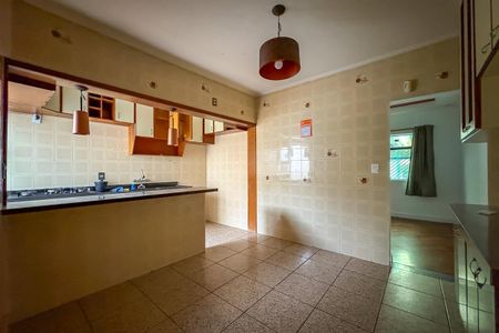 Casa para alugar com 120m², 3 quartos e 2 vagas Casa para alugar com 120m², 3 quartos e 2 vagasCozinha