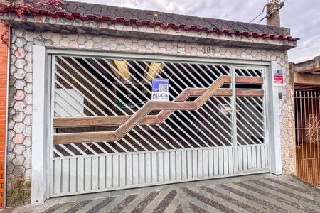 Casa para alugar com 120m², 3 quartos e 2 vagas Casa para alugar com 120m², 3 quartos e 2 vagasFachada