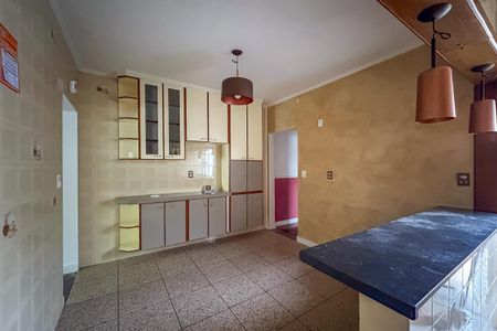 Casa para alugar com 120m², 3 quartos e 2 vagas Casa para alugar com 120m², 3 quartos e 2 vagasCozinha