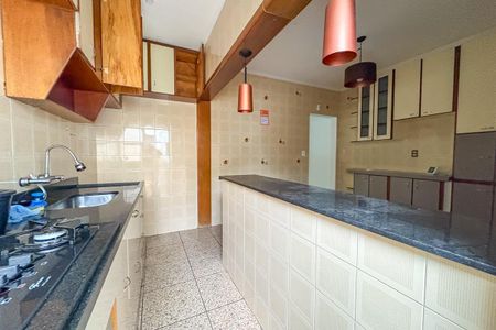 Casa para alugar com 120m², 3 quartos e 2 vagas Casa para alugar com 120m², 3 quartos e 2 vagasCozinha