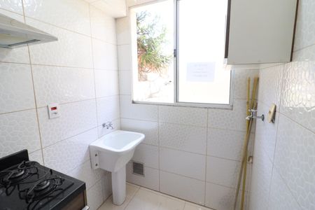 Apartamento à venda com 47m², 2 quartos e 1 vagaCozinha e Área de Serviço