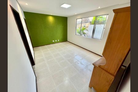 Apartamento para alugar com 100m², 3 quartos e 1 vagaSala