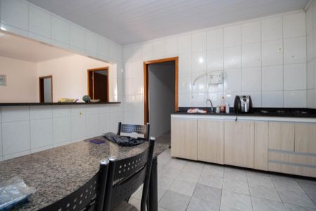 Casa de condomínio para alugar com 210m², 3 quartos e sem vagaCozinha