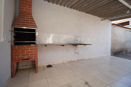 Casa de condomínio para alugar com 210m², 3 quartos e sem vagaChurrasqueira