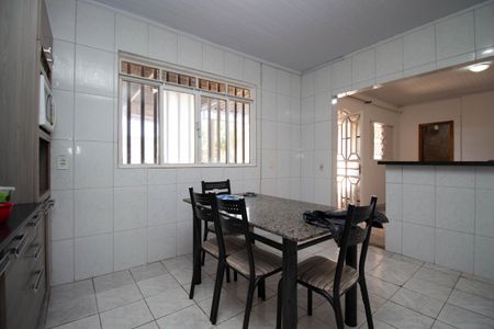 Casa de condomínio para alugar com 210m², 3 quartos e sem vagaCozinha