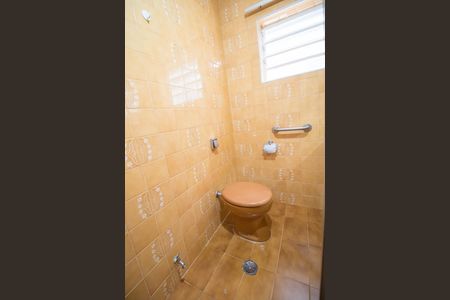 Casa para alugar com 90m², 2 quartos e 2 vagas Casa para alugar com 90m², 2 quartos e 2 vagasBanheiro da Suíte