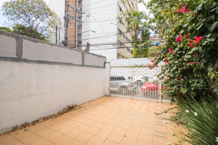Casa para alugar com 90m², 2 quartos e 2 vagas Casa para alugar com 90m², 2 quartos e 2 vagasGaragem