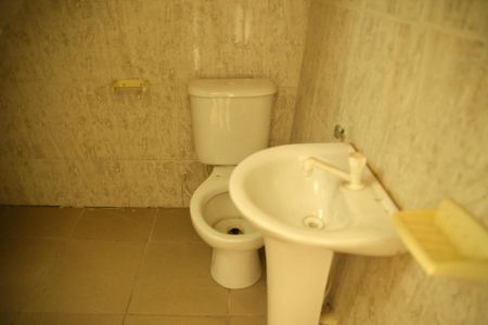 Casa à venda com 100m², 7 quartos e 1 vagaCasa 4 - Banheiro