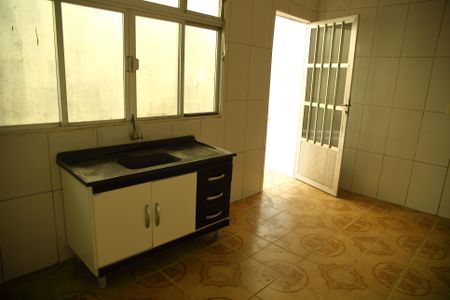 Casa à venda com 100m², 7 quartos e 1 vagaCasa 3 - Cozinha