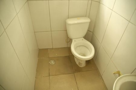 Casa à venda com 100m², 7 quartos e 1 vagaCasa 1 - Banheiro