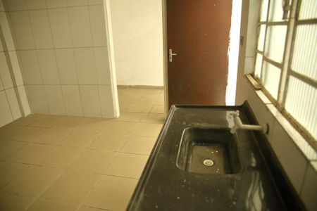 Casa à venda com 100m², 7 quartos e 1 vagaCasa 2 - Cozinha