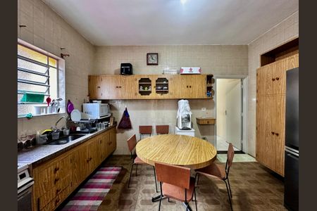 Casa à venda com 114m², 2 quartos e sem vaga Casa à venda com 114m², 2 quartos e sem vagaCozinha