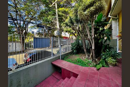 Casa à venda com 114m², 2 quartos e sem vaga Casa à venda com 114m², 2 quartos e sem vagaJardim