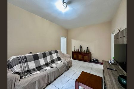 Casa à venda com 114m², 2 quartos e sem vaga Casa à venda com 114m², 2 quartos e sem vagaSala