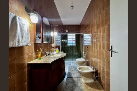 Casa à venda com 114m², 2 quartos e sem vaga Casa à venda com 114m², 2 quartos e sem vagaBanheiro