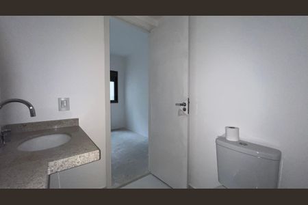 Apartamento à venda com 55m², 2 quartos e 1 vaga Apartamento à venda com 55m², 2 quartos e 1 vagaBanheiro da Suíte 1