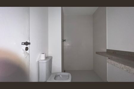Apartamento à venda com 55m², 2 quartos e 1 vaga Apartamento à venda com 55m², 2 quartos e 1 vagaBanheiro da Suíte 1