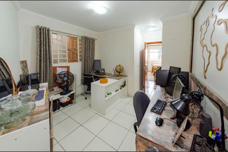 Casa à venda com 150m², 2 quartos e 2 vagasSala 2