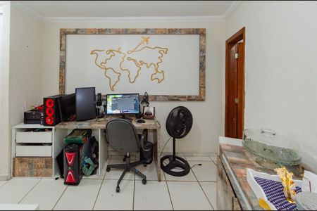 Casa à venda com 150m², 2 quartos e 2 vagasSala 2