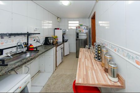 Casa à venda com 150m², 2 quartos e 2 vagasCozinha