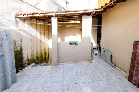 Casa à venda com 150m², 2 quartos e 2 vagasÁrea de serviço