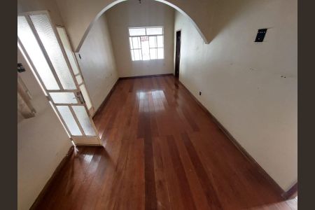 Casa para alugar com 250m², 3 quartos e sem vaga Casa para alugar com 250m², 3 quartos e sem vagaSala de Estar