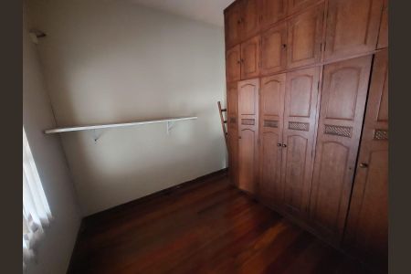 Casa para alugar com 250m², 3 quartos e sem vaga Casa para alugar com 250m², 3 quartos e sem vagaQuarto 1