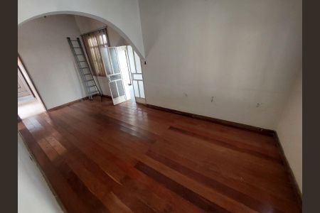Casa para alugar com 250m², 3 quartos e sem vaga Casa para alugar com 250m², 3 quartos e sem vagaSala de Estar