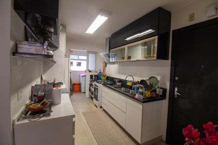 Apartamento à venda com 100m², 2 quartos e 1 vaga Apartamento à venda com 100m², 2 quartos e 1 vagaCozinha