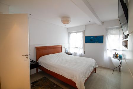 Apartamento à venda com 100m², 2 quartos e 1 vaga Apartamento à venda com 100m², 2 quartos e 1 vagaSuíte