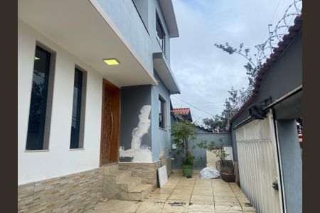 Casa para alugar com 360m², 4 quartos e 2 vagas Casa para alugar com 360m², 4 quartos e 2 vagasÁrea externa