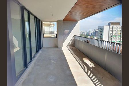 Apartamento à venda com 196m², 3 quartos e 2 vagas