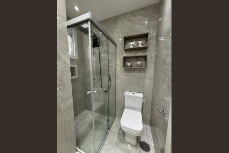 Apartamento à venda com 86m², 3 quartos e 1 vaga Apartamento à venda com 86m², 3 quartos e 1 vagaBanheiro