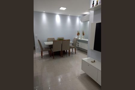 Apartamento à venda com 86m², 3 quartos e 1 vaga Apartamento à venda com 86m², 3 quartos e 1 vagaSala
