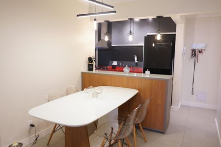 Apartamento à venda com 74m², 3 quartos e 1 vagaSala de Jantar