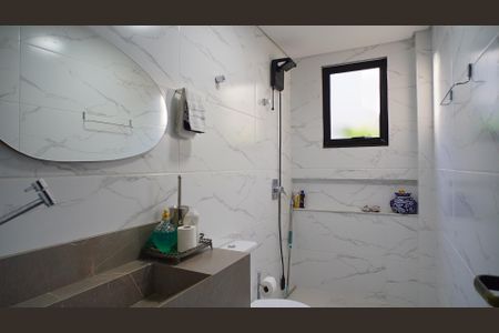 Casa de condomínio para alugar com 200m², 5 quartos e 3 vagas Casa de condomínio para alugar com 200m², 5 quartos e 3 vagasBanheiro