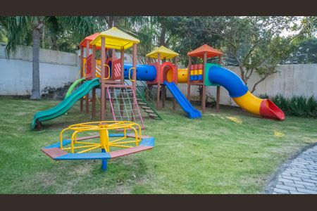 Casa de condomínio para alugar com 200m², 5 quartos e 3 vagas Casa de condomínio para alugar com 200m², 5 quartos e 3 vagasÁrea comum - Playground