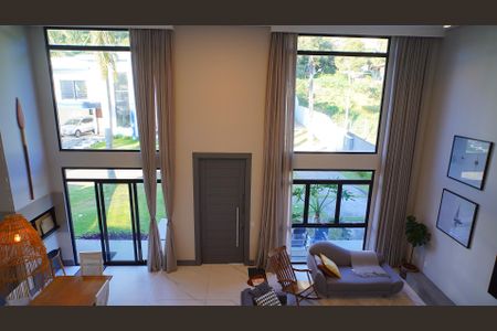 Casa de condomínio para alugar com 200m², 5 quartos e 3 vagas Casa de condomínio para alugar com 200m², 5 quartos e 3 vagasCozinha