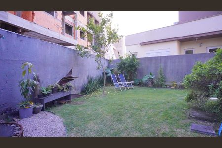Casa de condomínio para alugar com 200m², 5 quartos e 3 vagas Casa de condomínio para alugar com 200m², 5 quartos e 3 vagasPátio