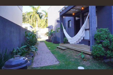 Casa de condomínio para alugar com 200m², 5 quartos e 3 vagas Casa de condomínio para alugar com 200m², 5 quartos e 3 vagasPátio